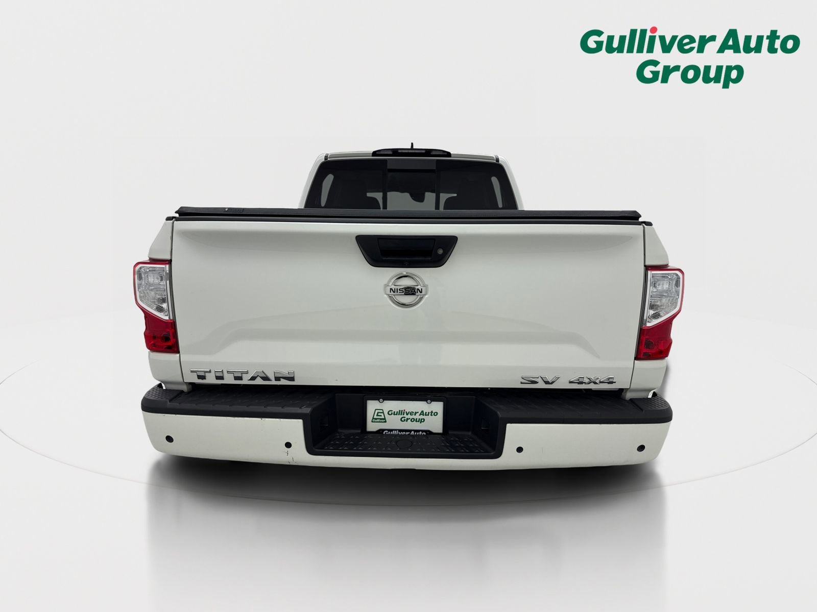 Used 2022 Nissan Titan SV AWD/4WD image 7