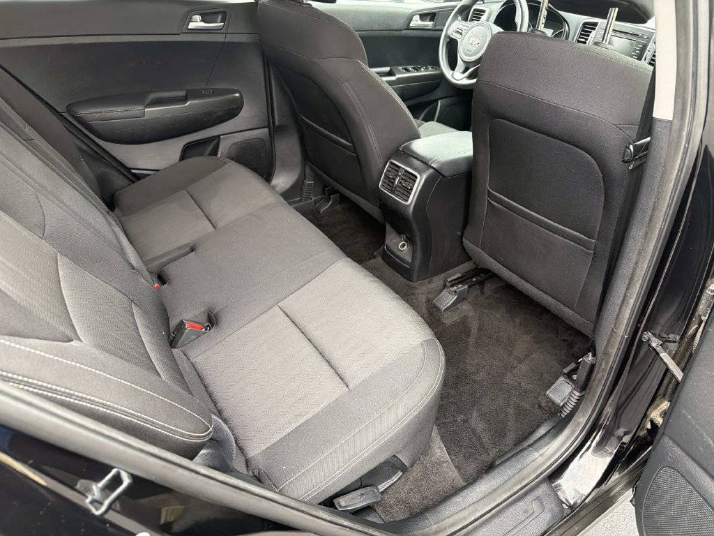 Used 2019 Kia Sportage LX FWD image 20