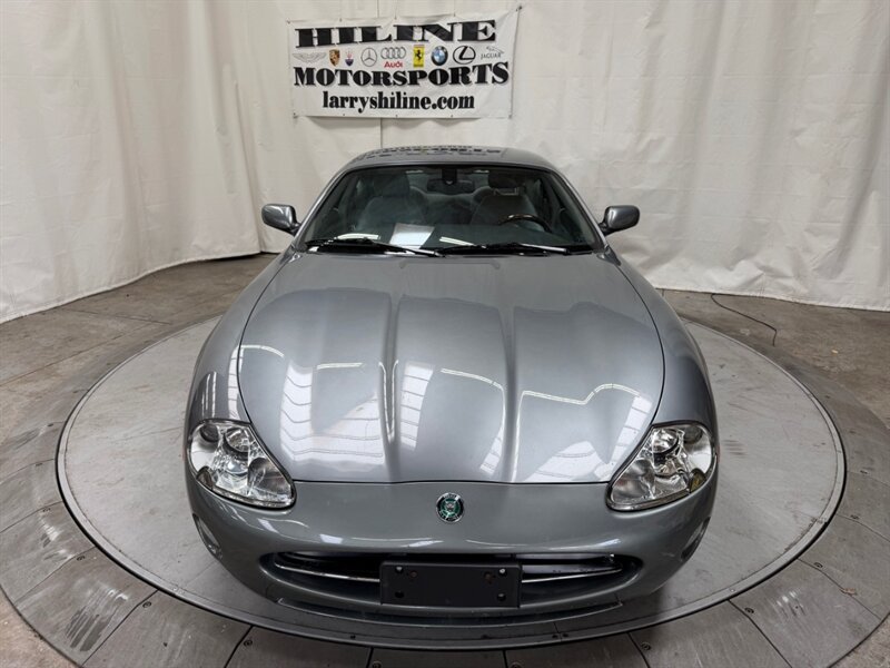 Used 2005 Jaguar XK8 Coupe RWD image 5