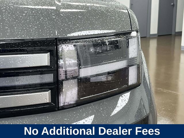 Used 2025 Hyundai Santa Fe SE FWD image 11