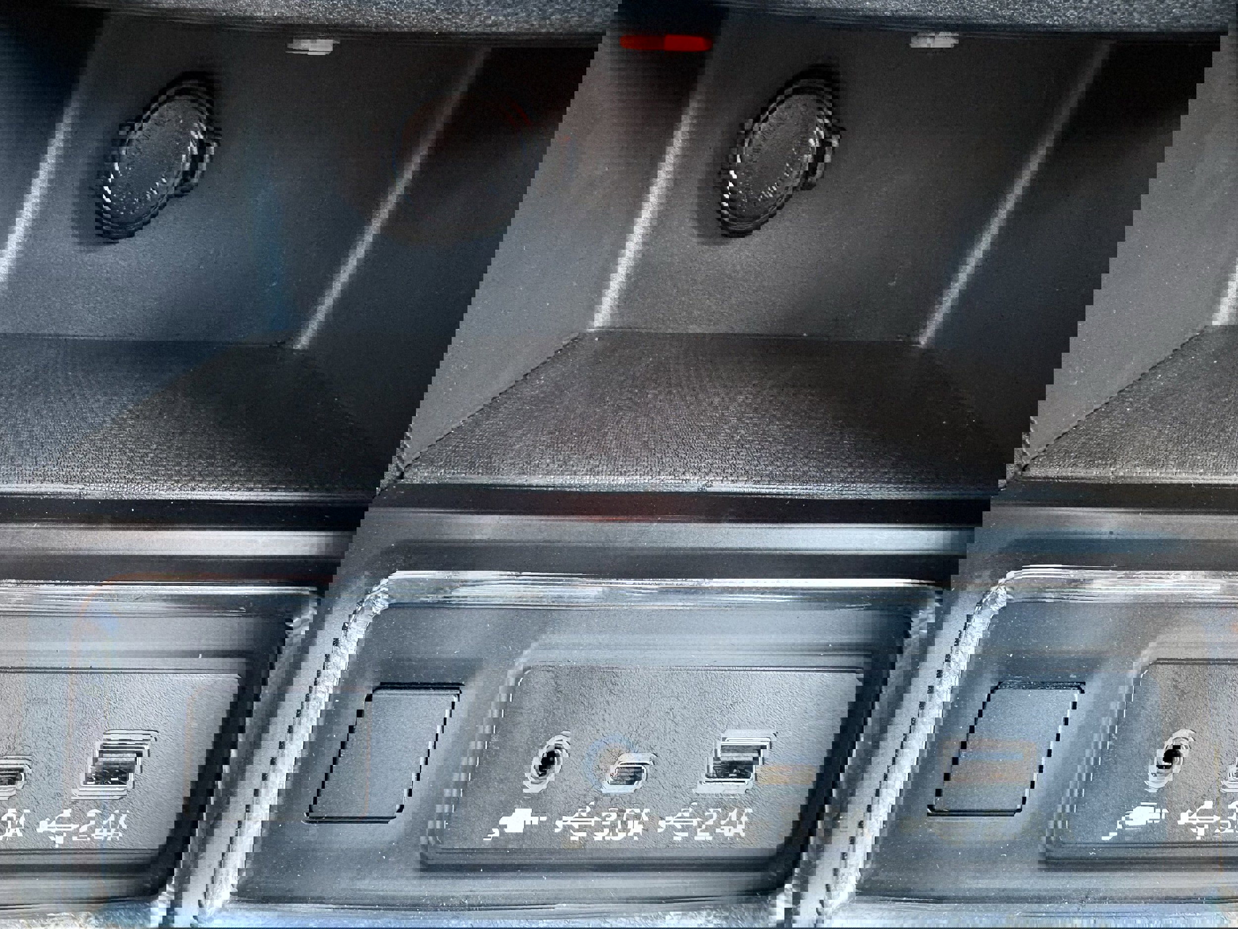 Certified 2025 Subaru Ascent Premium image 21