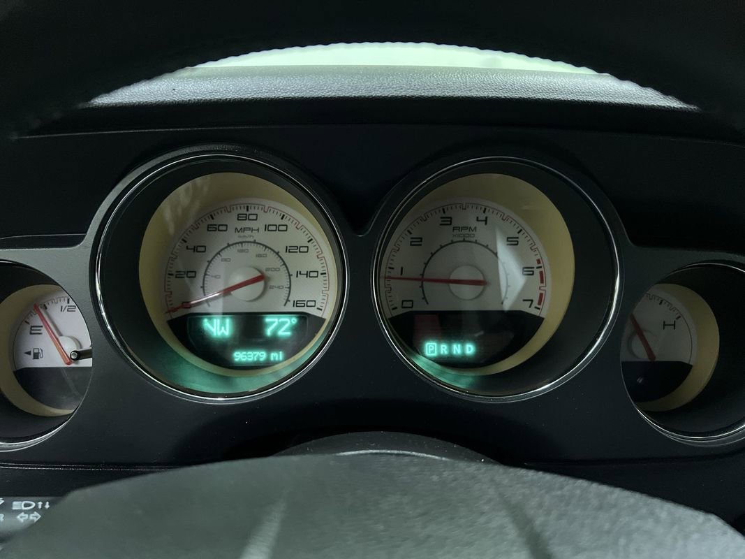 Used 2014 Dodge Challenger R/T w/ Electronics Convenience Group RWD image 20