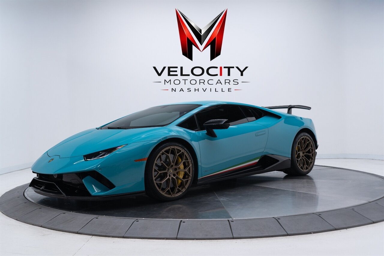 Used 2019 Lamborghini Huracan Performante AWD/4WD image 2