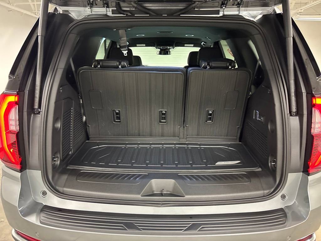 New 2026 GMC Yukon Elevation w/ LPO, Floor Liner Package image 18