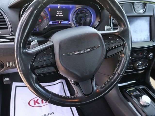Used 2019 Chrysler 300 S image 60