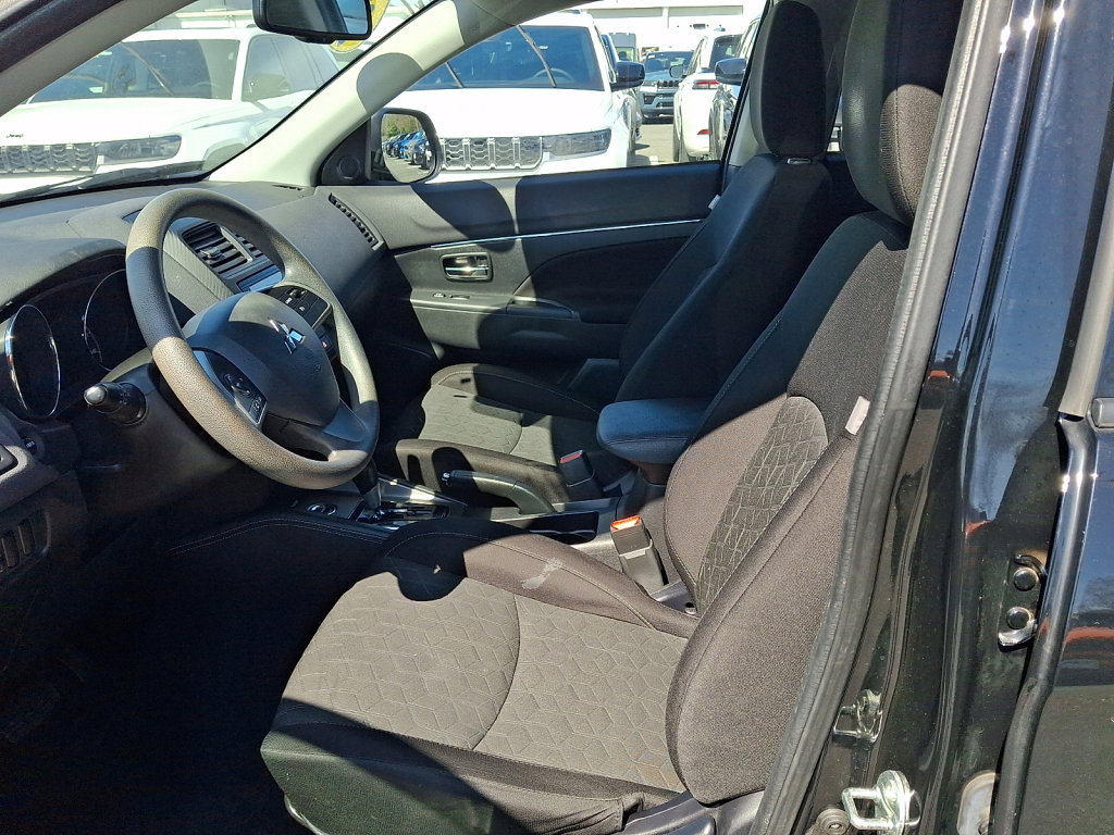 Used 2022 Mitsubishi Outlander Sport ES image 23