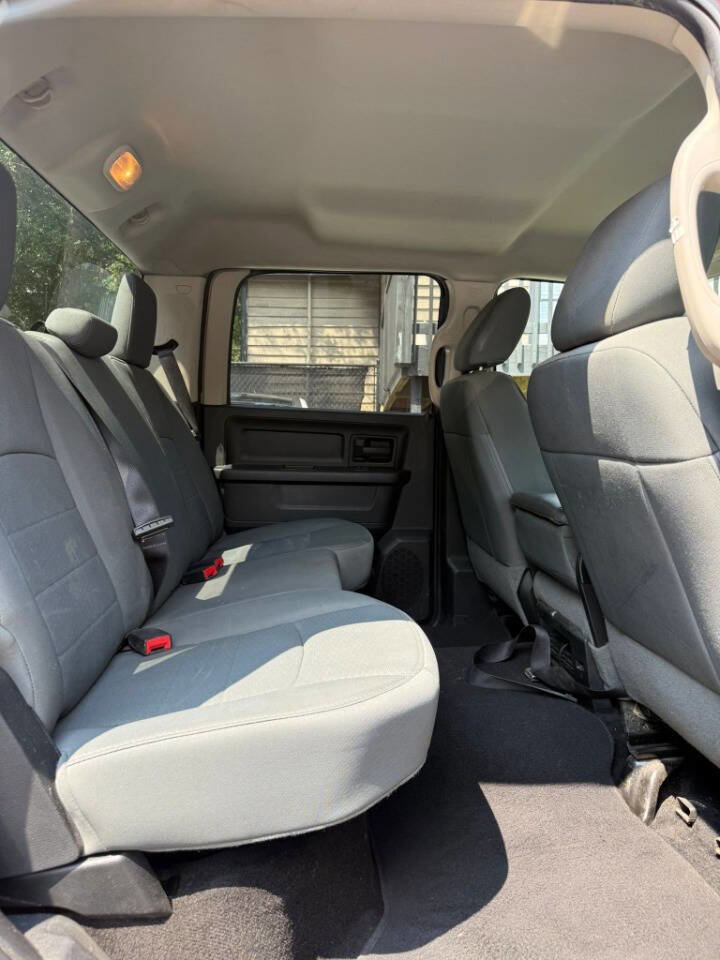 Used 2014 RAM 1500 Express w/ Ram Charger Package image 14