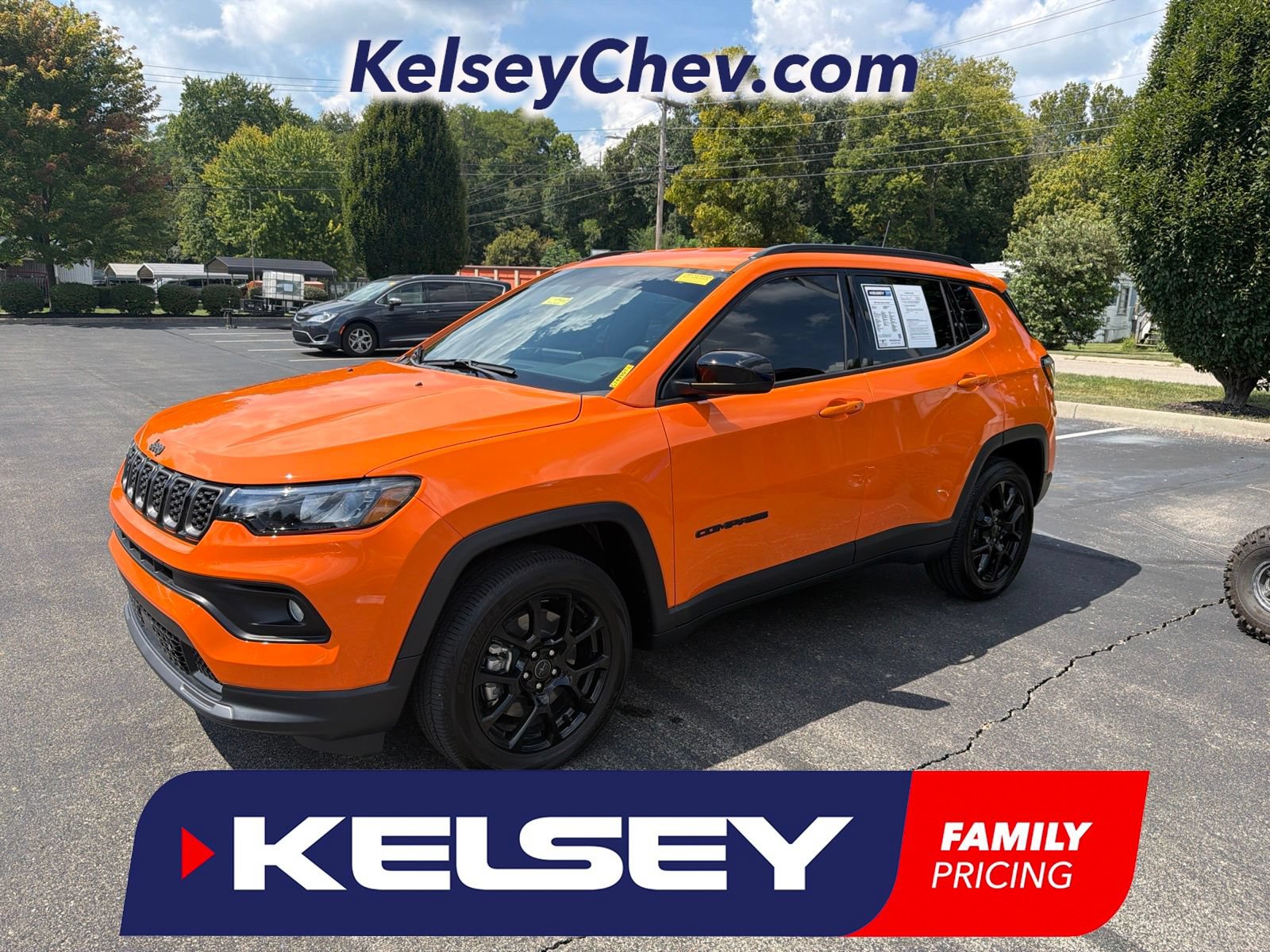 Used 2026 Jeep Compass Latitude AWD/4WD image 1
