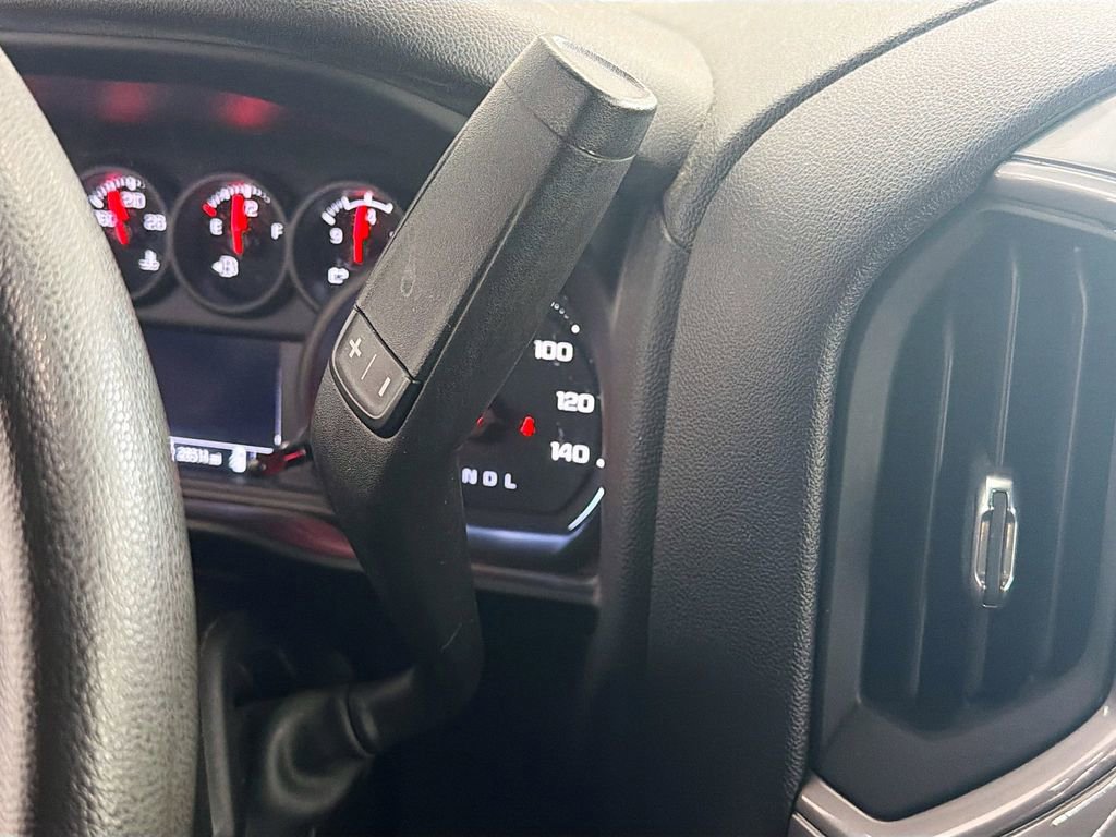 Used 2022 Chevrolet Silverado 1500 Custom w/ LPO, Dark Essentials Package AWD/4WD image 17