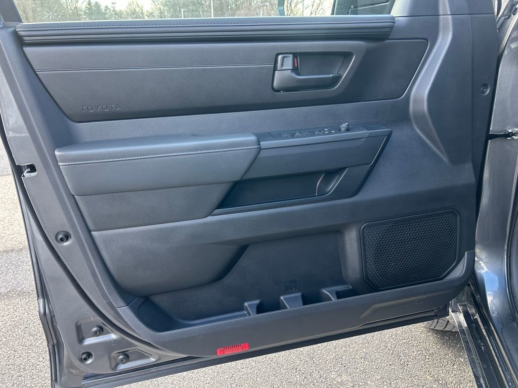 New 2026 Toyota Tundra SR image 18