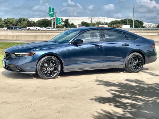 Certified 2025 Honda Accord SE image 4