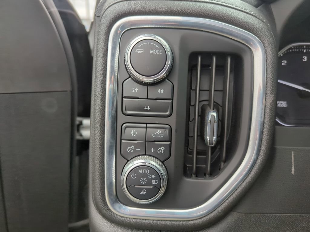 Used 2023 GMC Sierra 2500 SLE w/ SLE Value Package; image 32