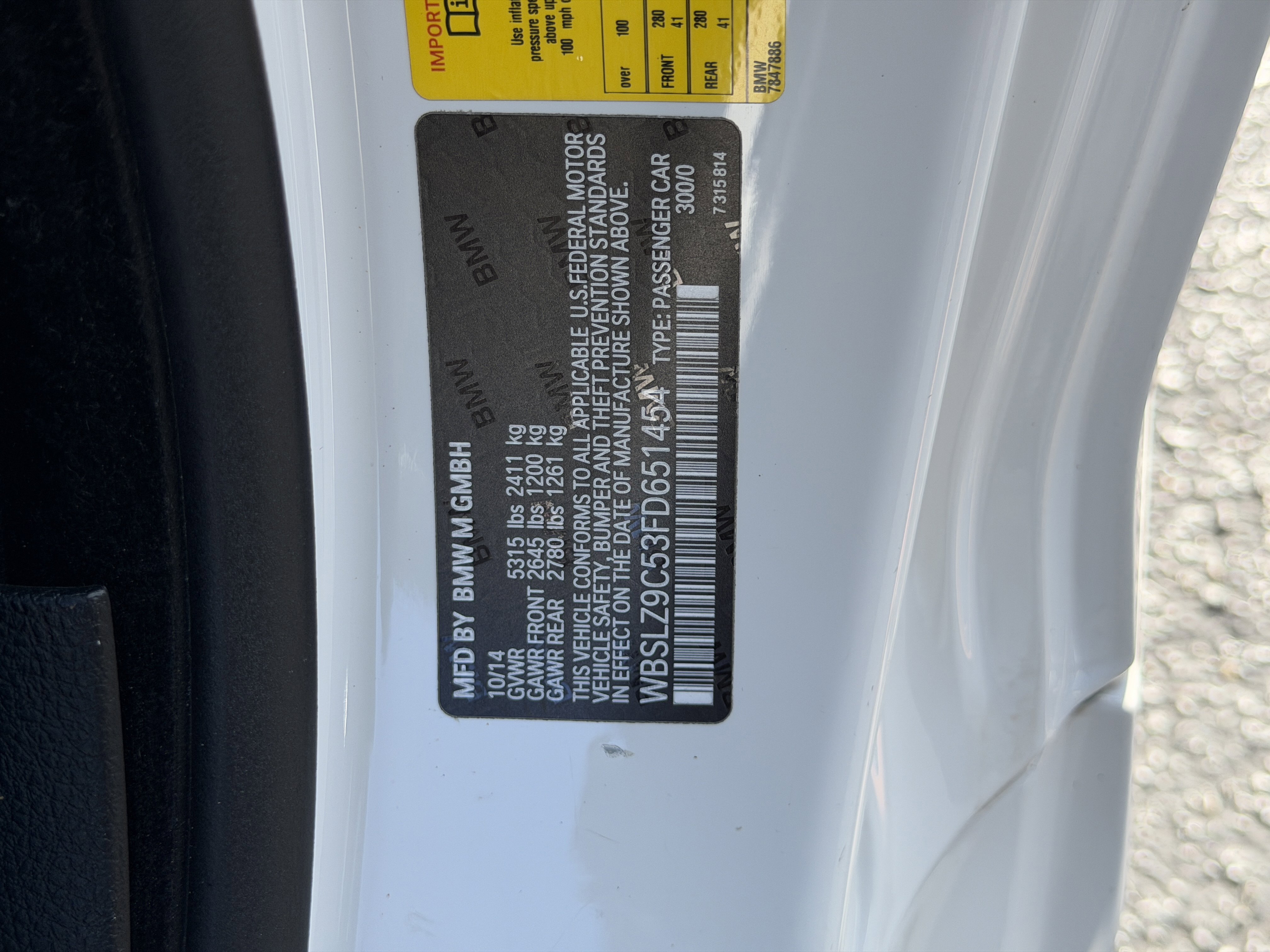 Used 2015 BMW M6 Convertible image 25