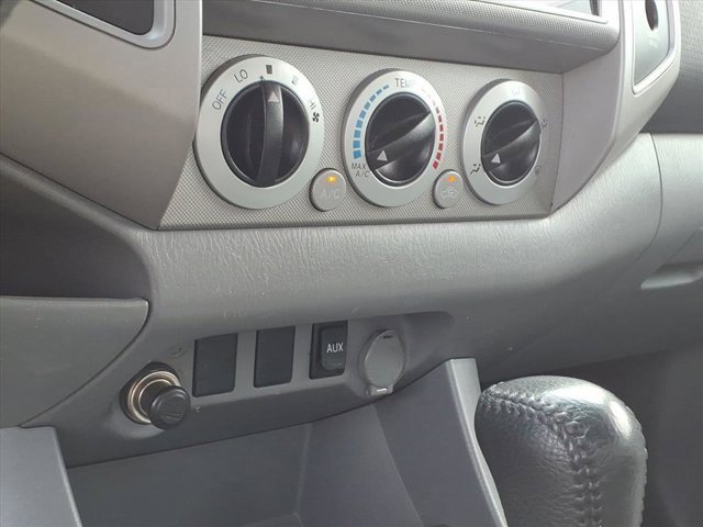 Used 2011 Toyota Tacoma 2WD Access Cab image 14