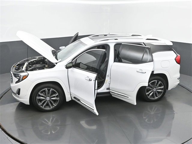 Used 2019 GMC Terrain Denali w/ Advanced Safety Package image 63