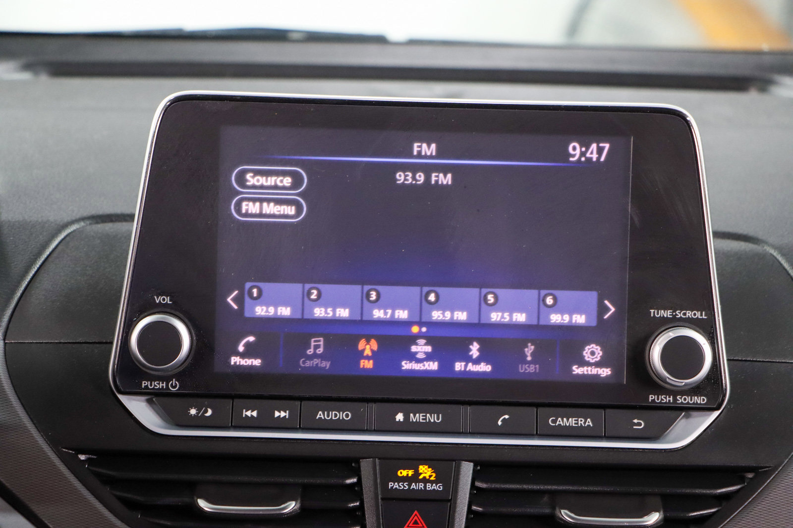 Used 2023 Nissan Altima 2.5 SR FWD image 19