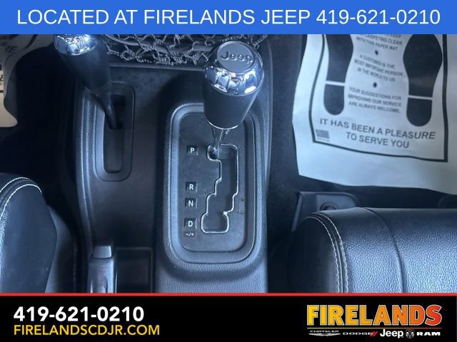 Used 2012 Jeep Wrangler Unlimited Rubicon image 27