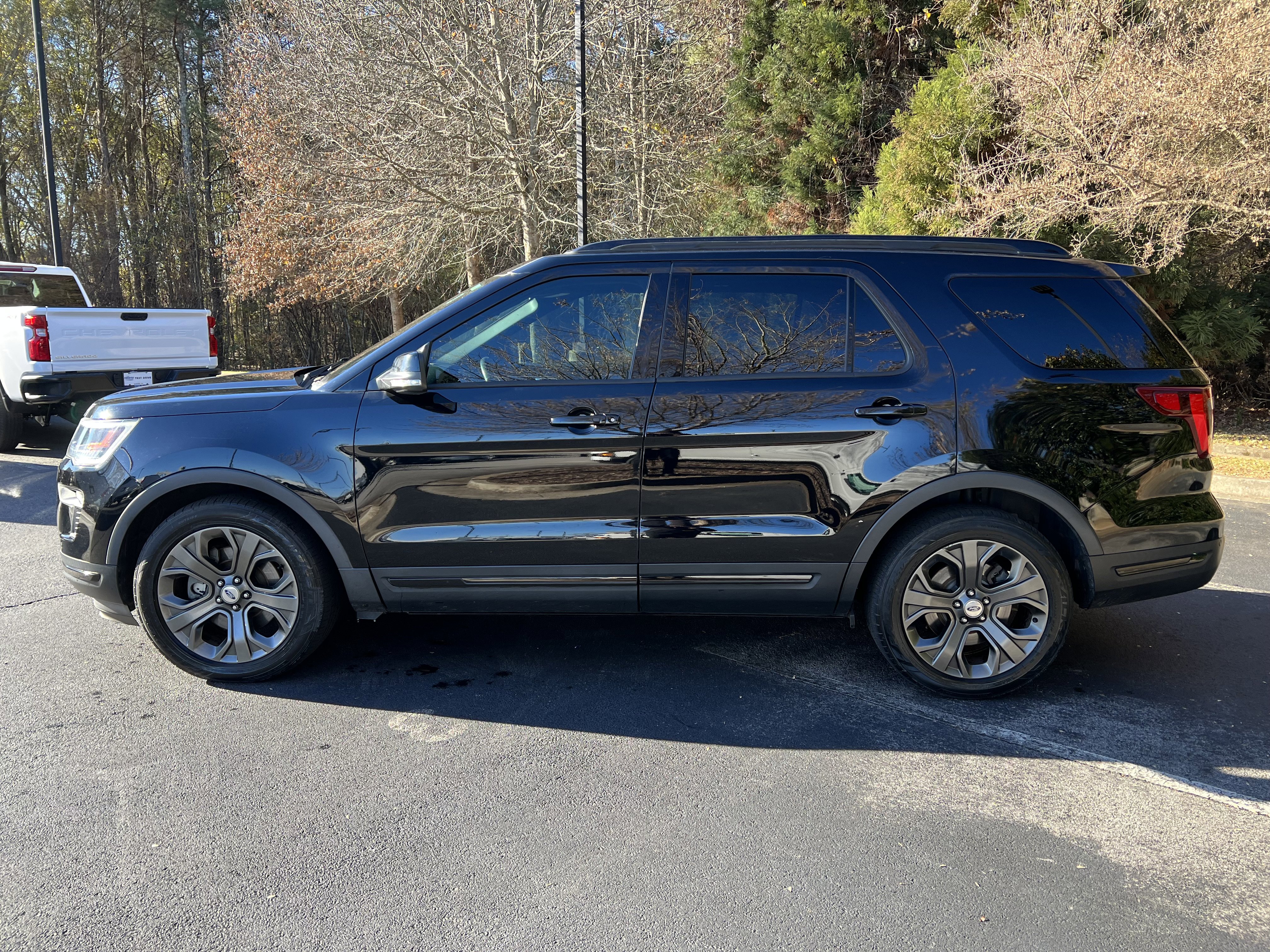 Used 2018 Ford Explorer Sport w/ Equipment Group 401A image 7