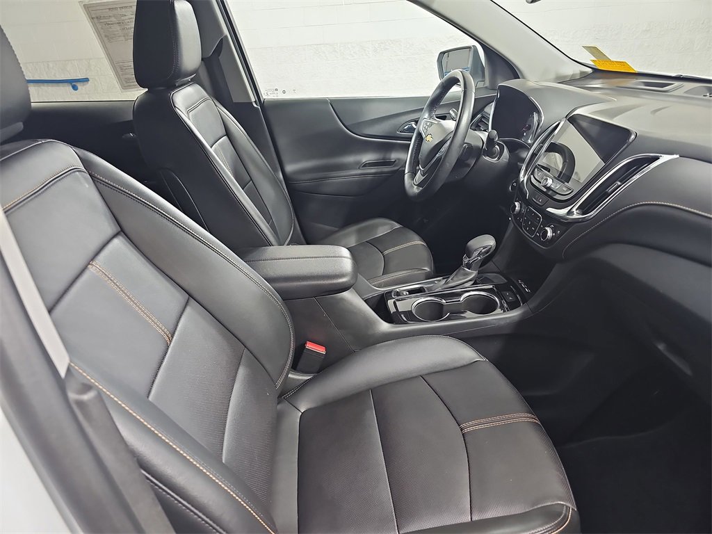 Used 2022 Chevrolet Equinox Premier image 16