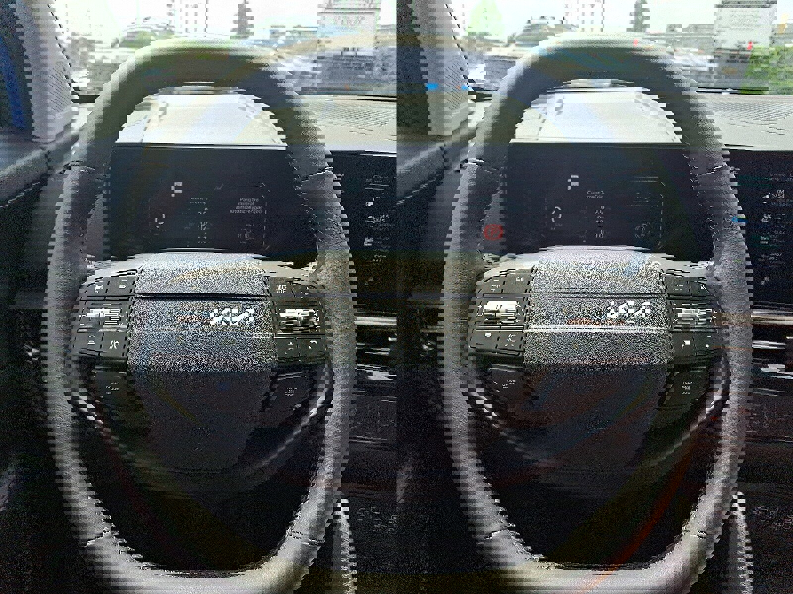 New 2026 Kia Sportage SX image 15