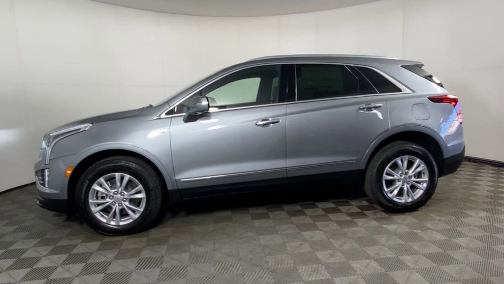 New 2025 Cadillac XT5 Luxury image 6
