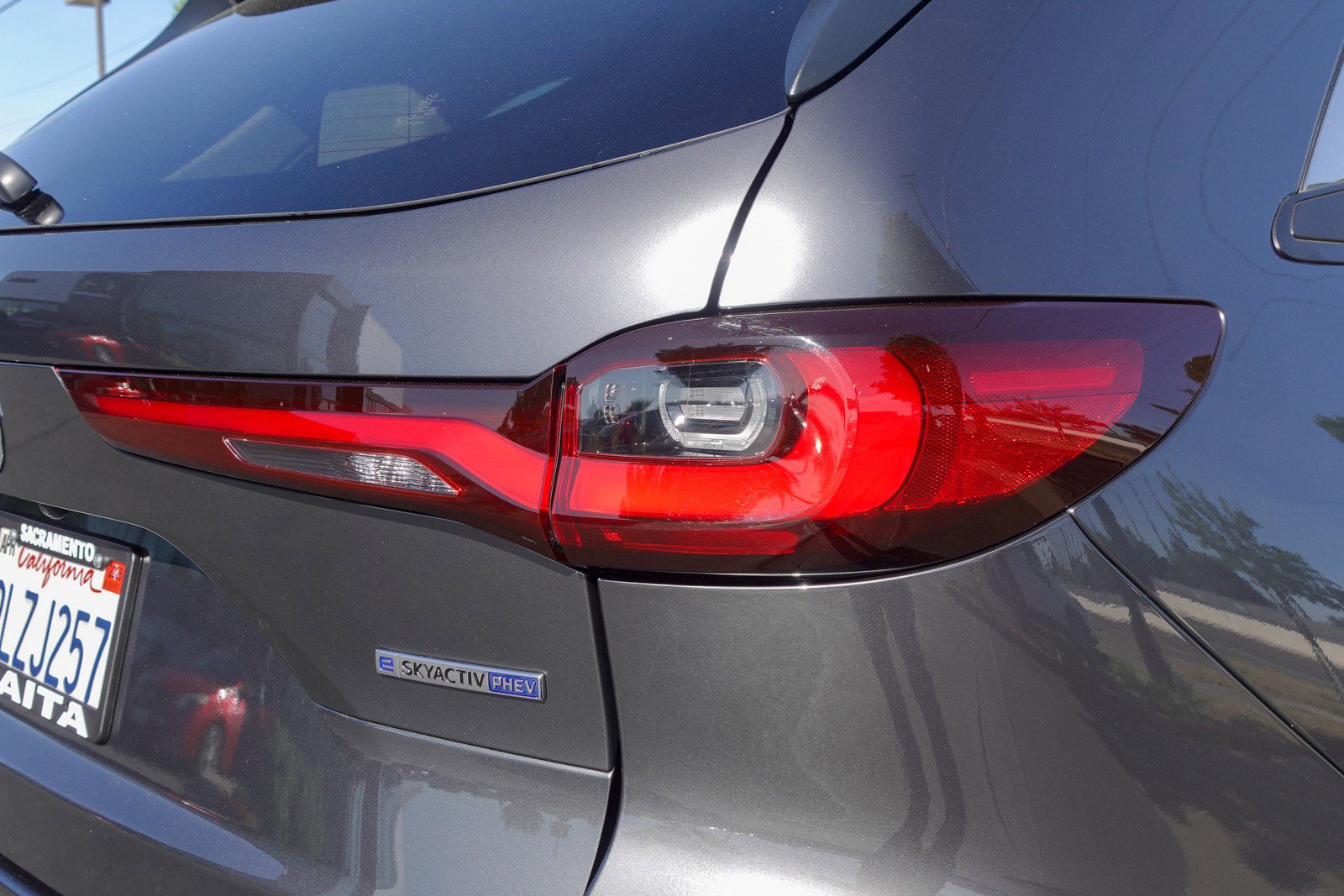Used 2024 MAZDA CX-90 Plug-In Hybrid w/ Premium Pkg image 5
