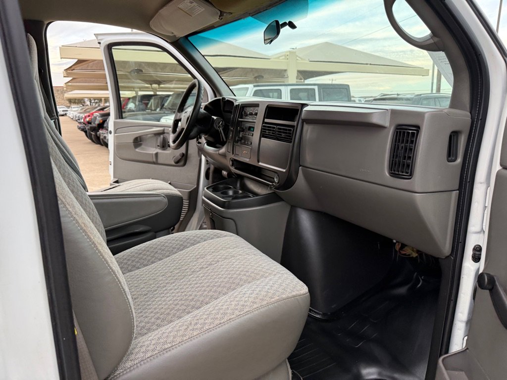 Used 2007 GMC Savana 1500 G1500 image 16