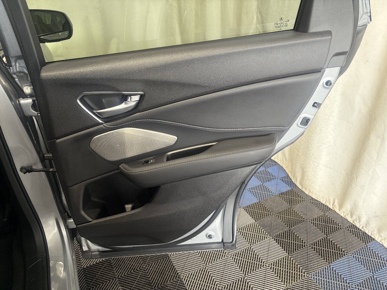 Used 2025 Acura RDX w/ Advance Package AWD/4WD image 12