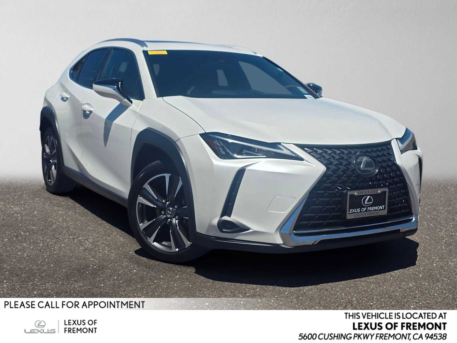 Used 2019 Lexus UX 200 FWD image 1