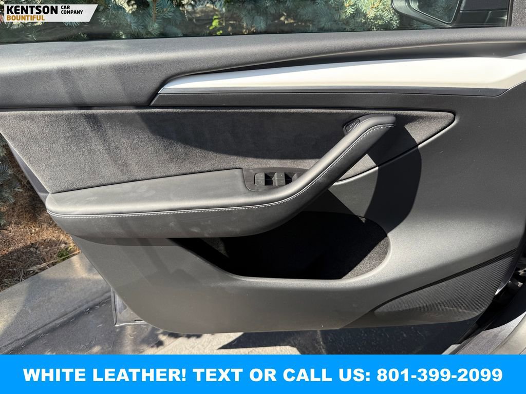 Used 2023 Tesla Model Y Long Range AWD/4WD image 17