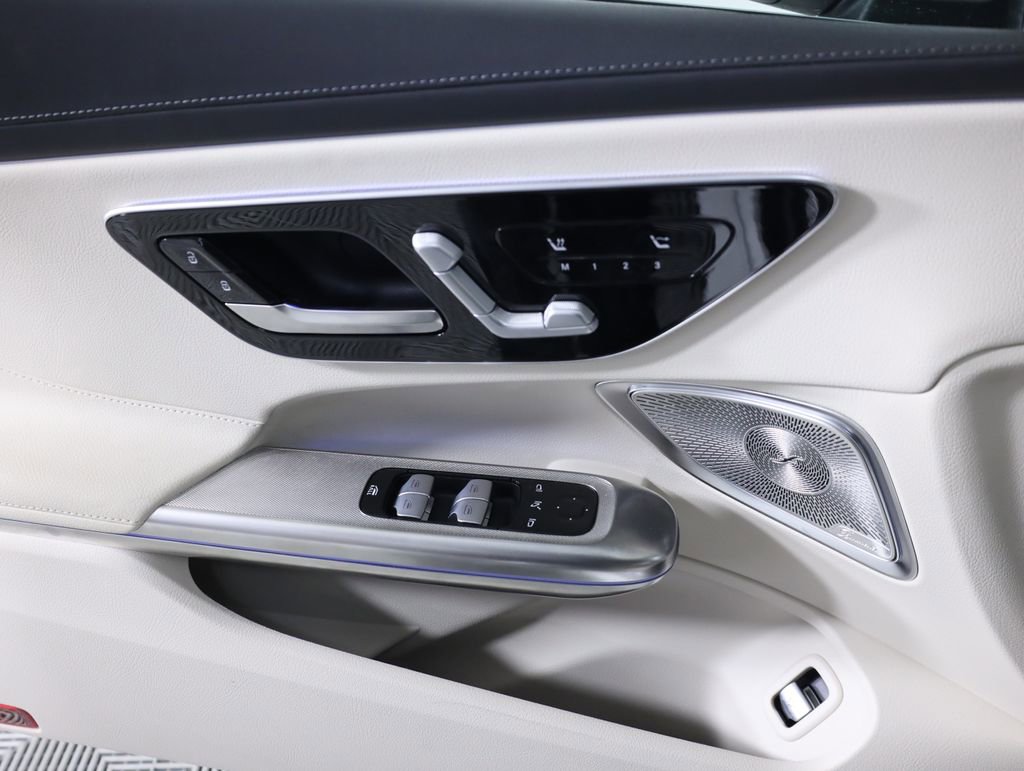 Certified 2025 Mercedes-Benz CLE 450 4MATIC Cabriolet image 25