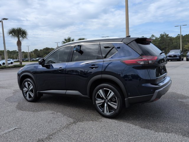 Used 2025 Nissan Rogue SL FWD image 7