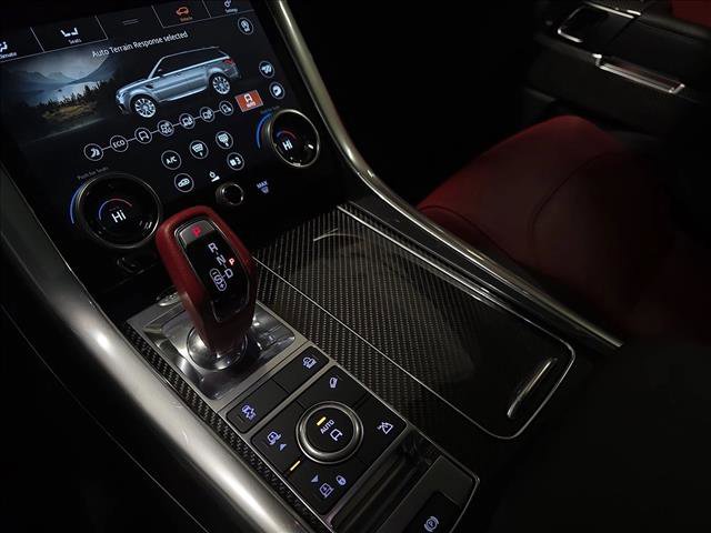 Used 2020 Land Rover Range Rover Sport SVR image 25