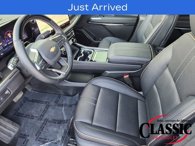 Used 2025 Chevrolet Traverse High Country image 7
