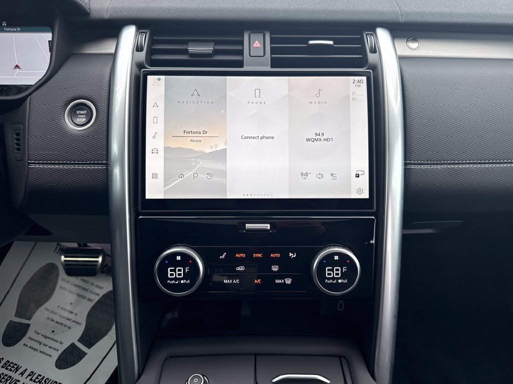 Used 2026 Land Rover Discovery Limited Edition AWD/4WD image 25