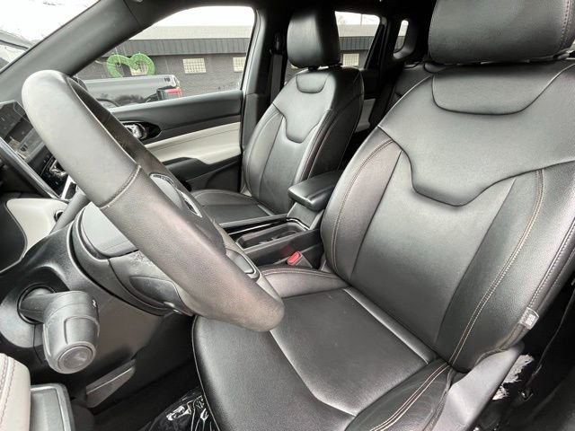 Used 2024 Jeep Compass Limited AWD/4WD image 19