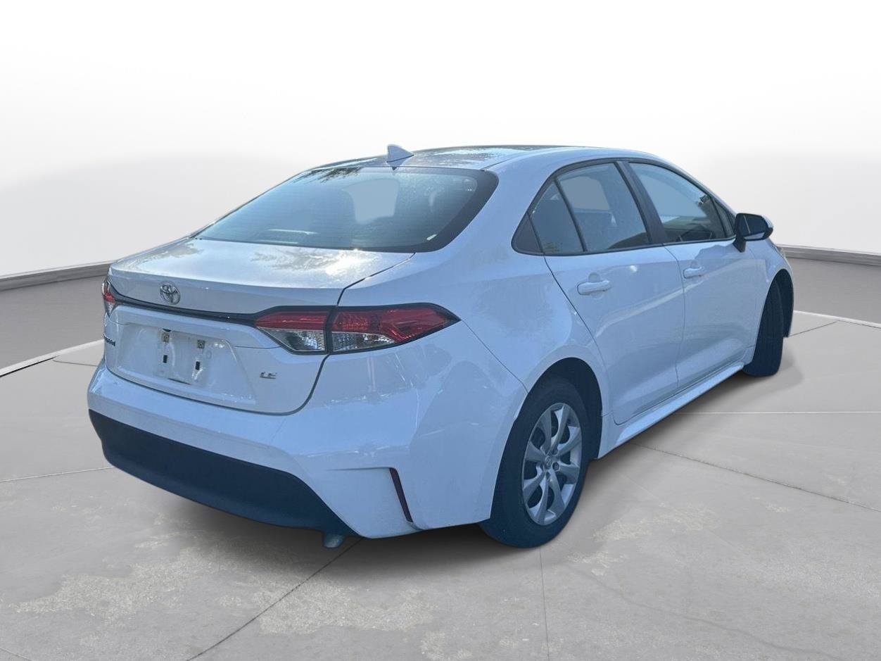 Used 2024 Toyota Corolla LE FWD image 6