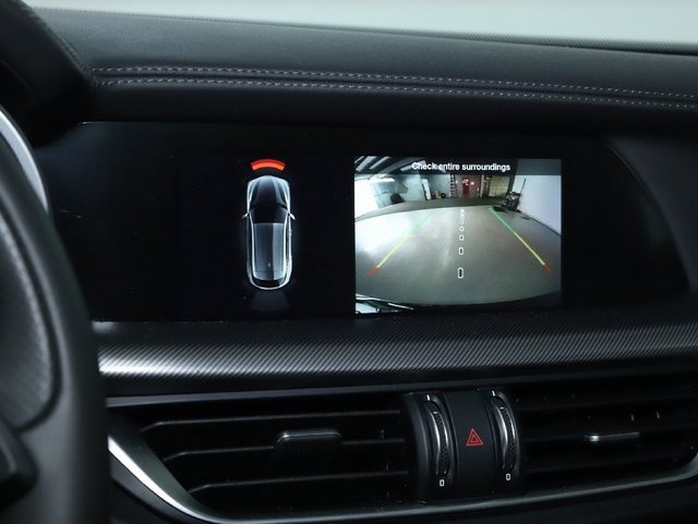 Used 2024 Alfa Romeo Stelvio Veloce image 31