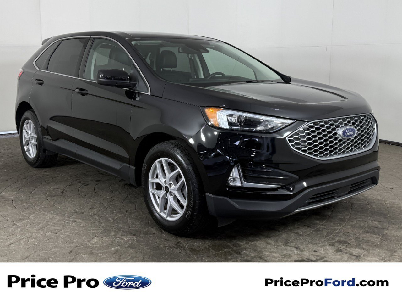 Certified 2023 Ford Edge SEL w/ Convenience Package AWD/4WD image 1