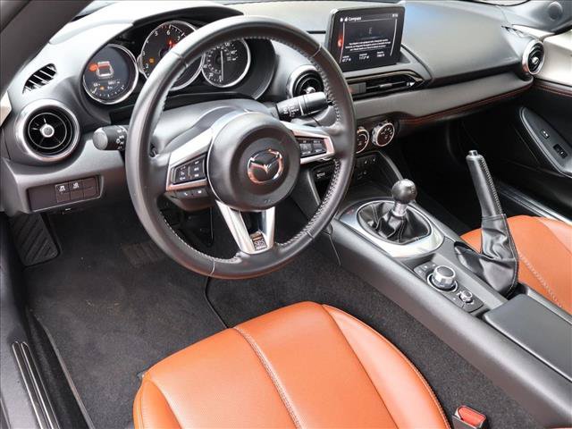 Used 2022 MAZDA MX-5 Miata RF Grand Touring RWD image 11