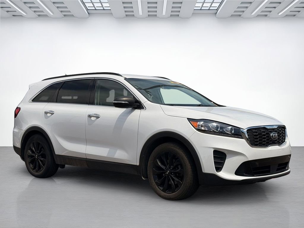 Used 2020 Kia Sorento S FWD image 2