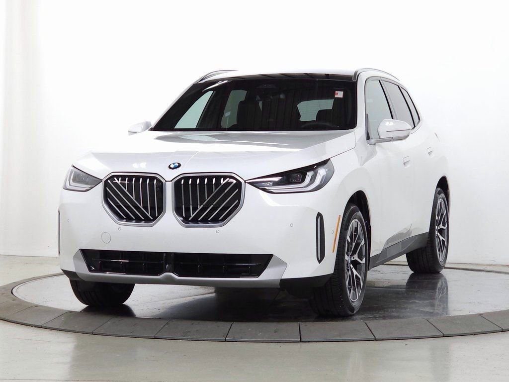 Used 2025 BMW X3 xDrive30i w/ Premium Package image 4