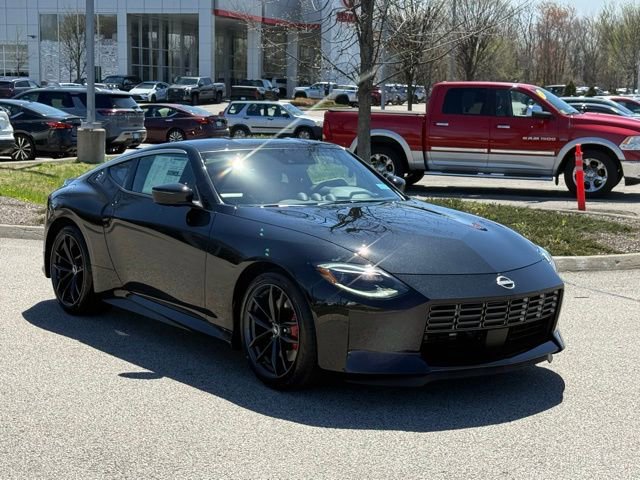 New 2026 Nissan Z Performance w/ Floor Mat Package RWD image 3