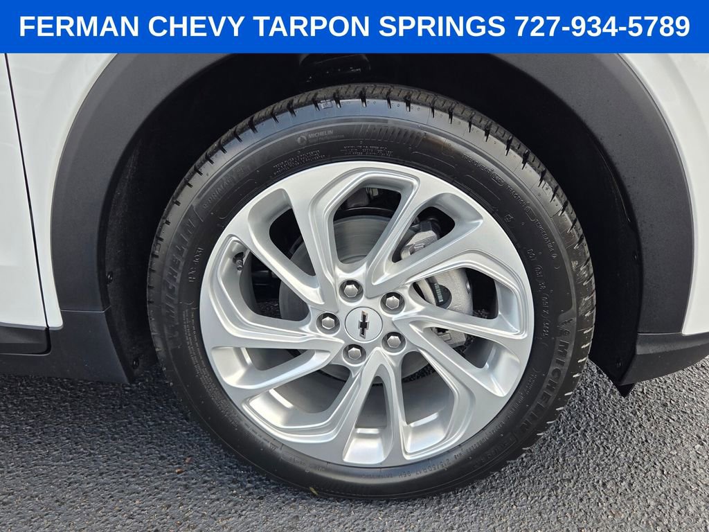 New 2027 Chevrolet Bolt LT image 10