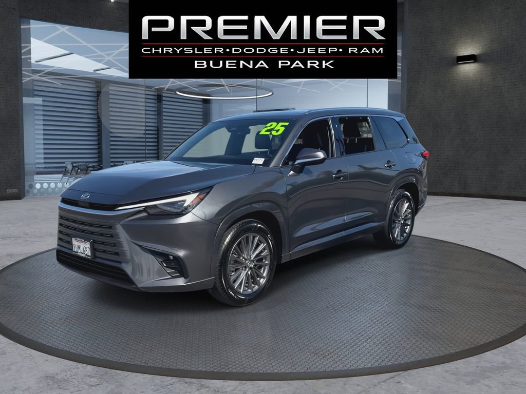 Used 2025 Lexus TX 350 FWD w/ Convenience Package image 4