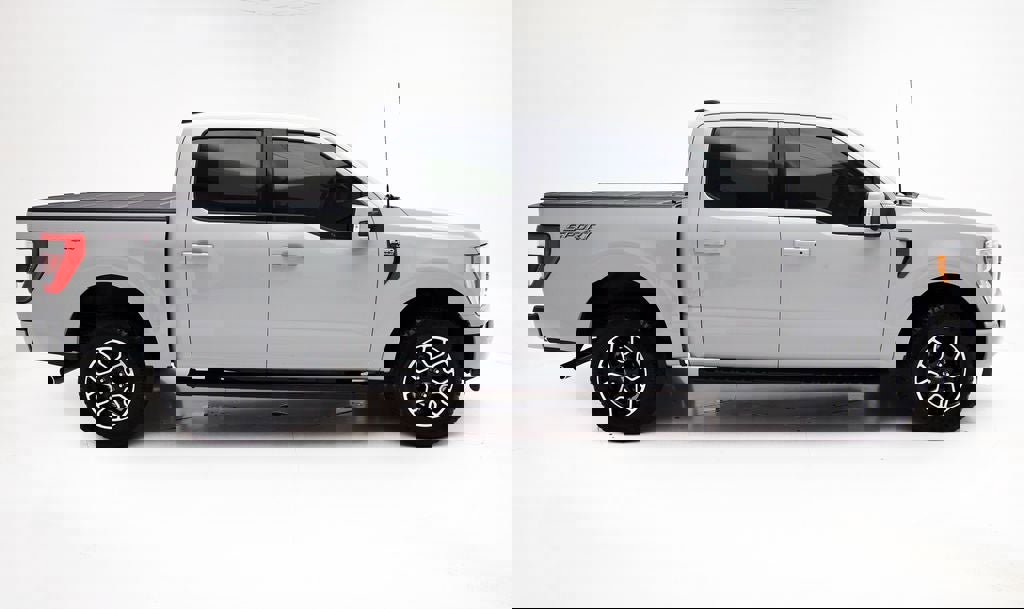 Used 2023 Ford F150 Lariat image 3