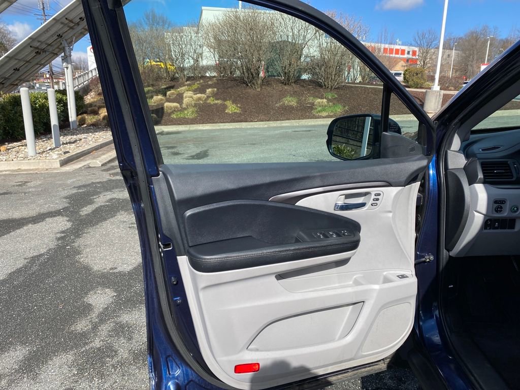 Used 2022 Honda Pilot EX-L image 10