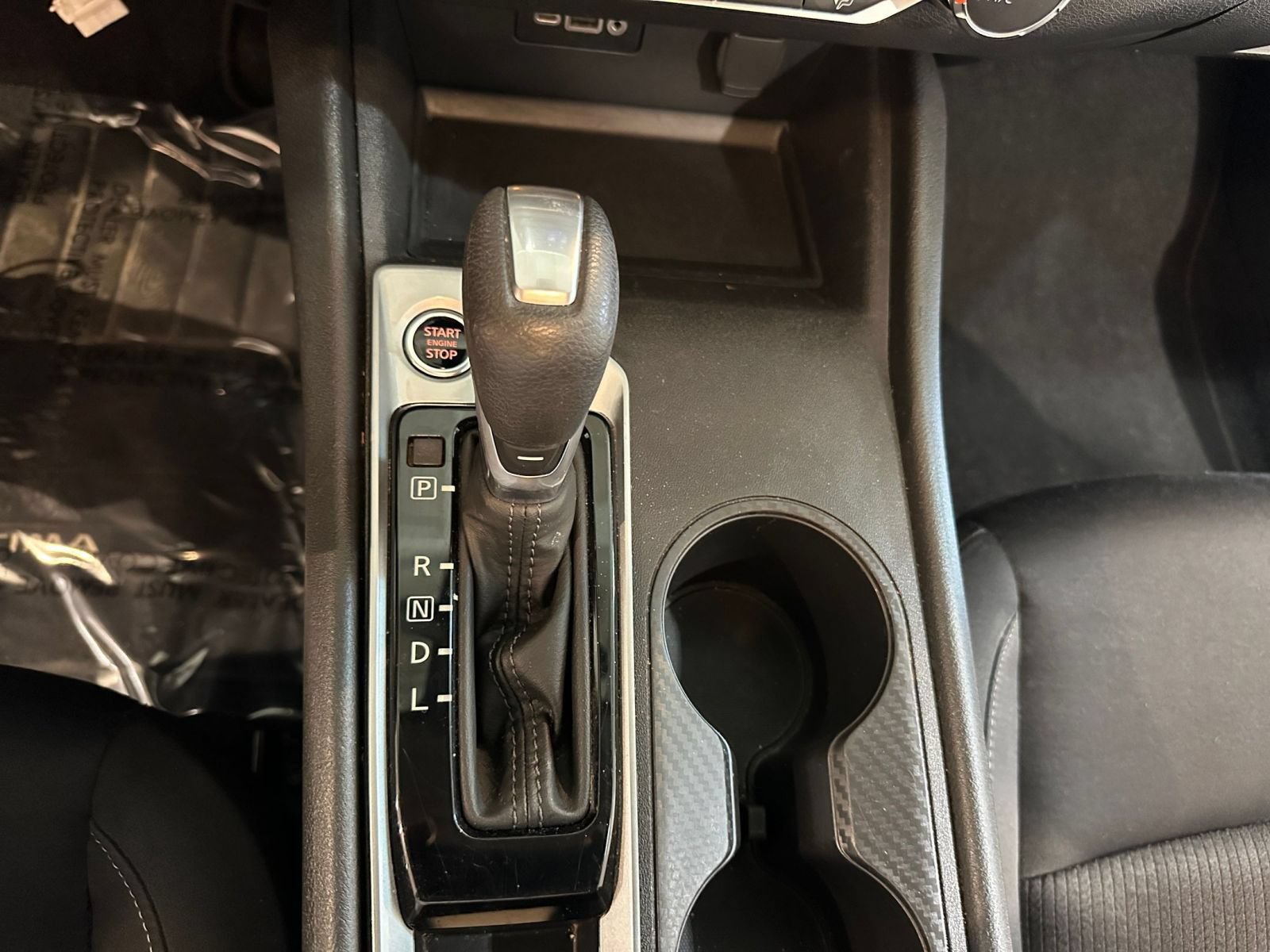 Used 2025 Nissan Altima 2.5 SV FWD image 40