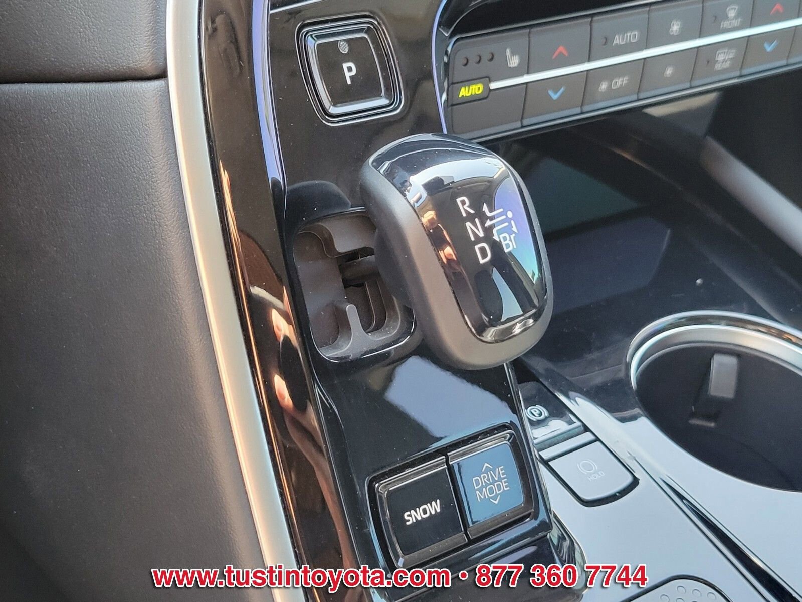 Certified 2022 Toyota Mirai w/ Advanced Technology Package RWD image 23