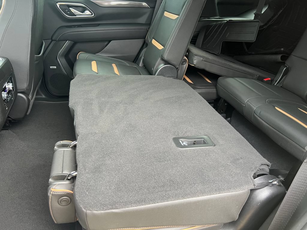 Used 2023 GMC Yukon AT4 w/ AT4 Premium Package AWD/4WD image 17